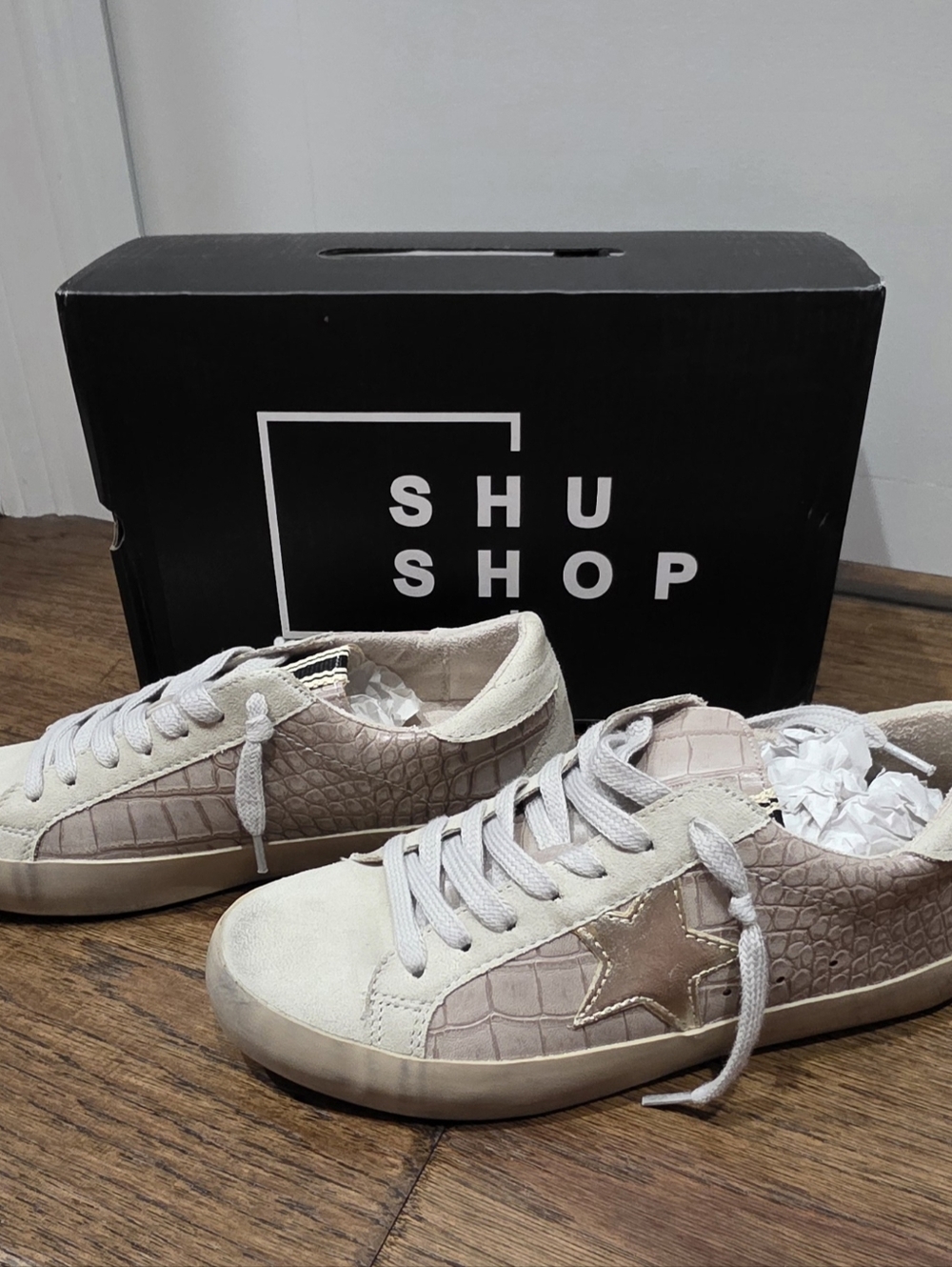 SHU SHOP Paula Sneaker